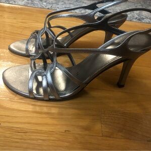 Stuart Weitzman Reversal silver sandal